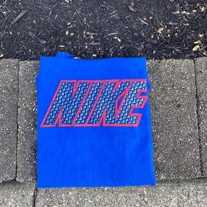 Nike Tee